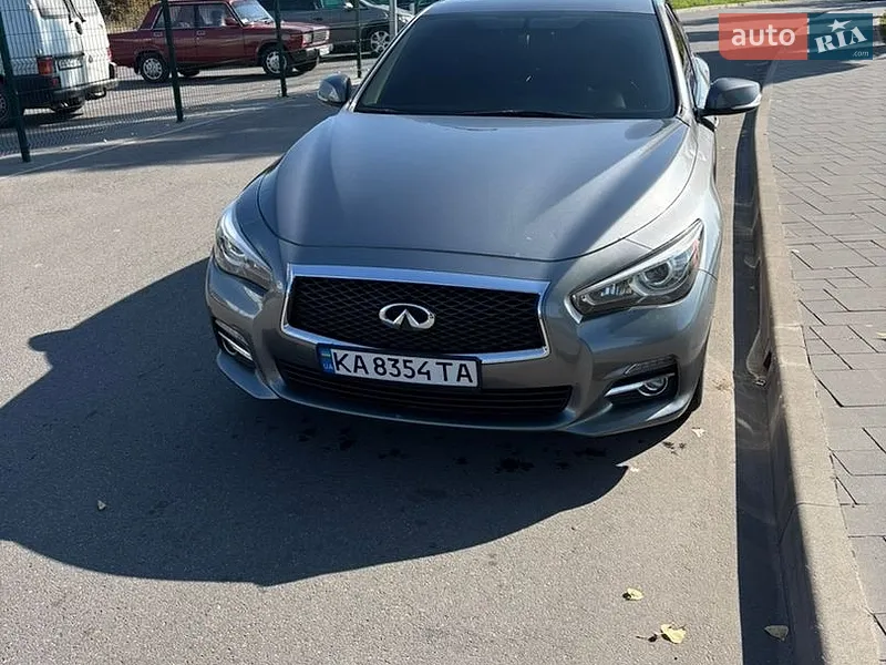 Infiniti Q50 2016