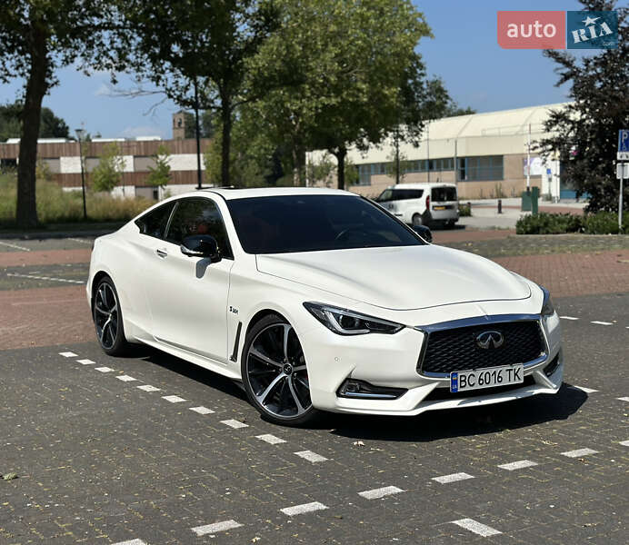 Infiniti Q60