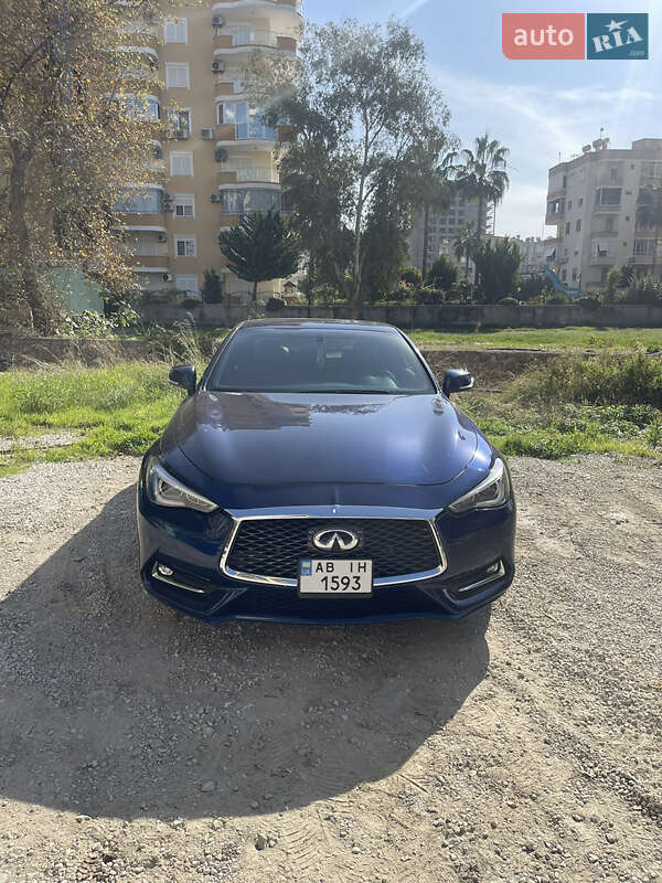 Infiniti Q60