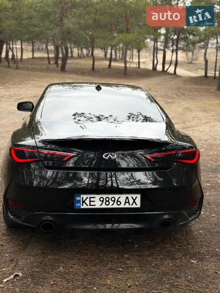 Купе Infiniti Q60