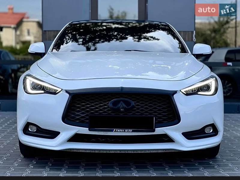 Infiniti Q60