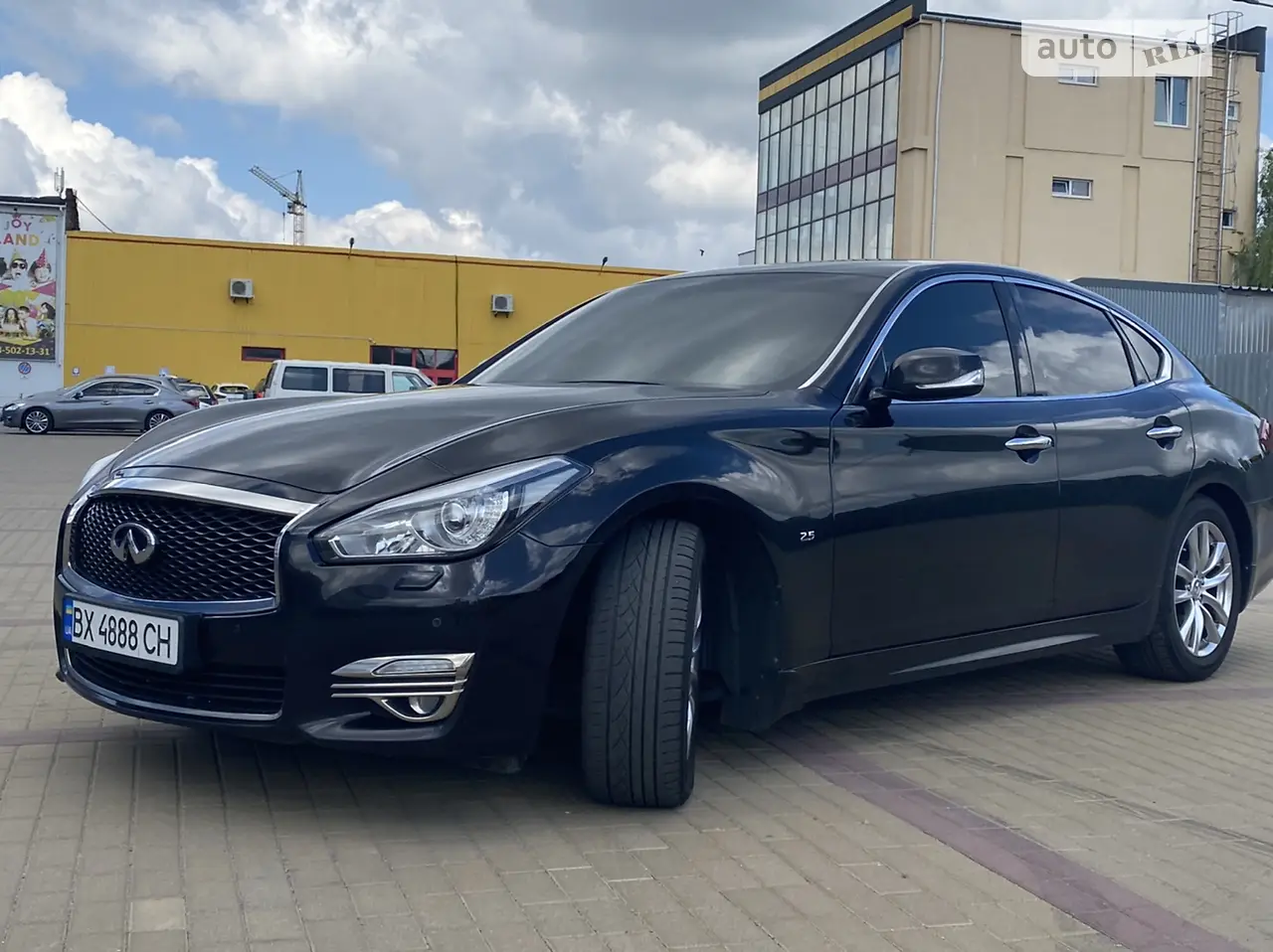 2018 Infiniti Q70 - мініатюра 3