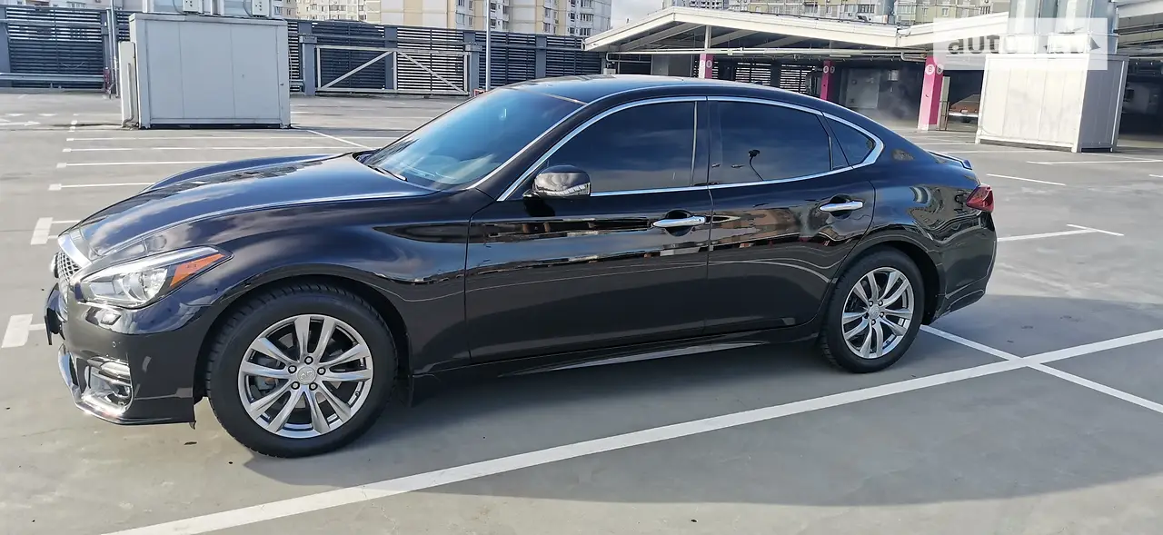 2015 Infiniti Q70 - мініатюра 2