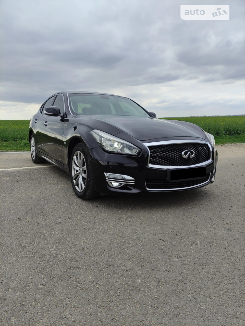 2015 Infiniti Q70 - фото 1