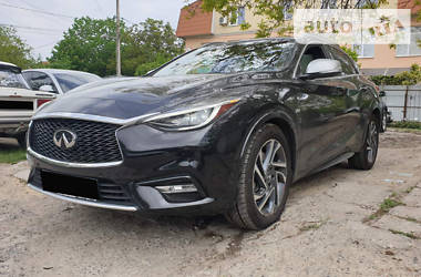 Infiniti QX30  2016