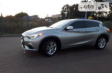 Infiniti QX30  2016