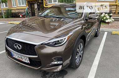 Infiniti QX30  2017