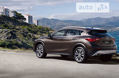 Infiniti QX30 Premium Pack 1 2017