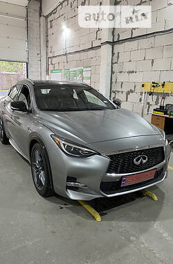 Infiniti QX30 Q30 S 2016