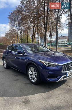 Infiniti QX30  2017