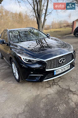 Infiniti QX30  2018