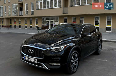 Infiniti QX30  2016