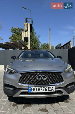 Infiniti QX30  2016