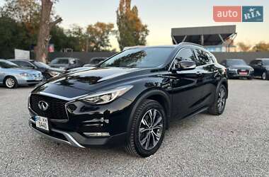 Infiniti QX30  2016