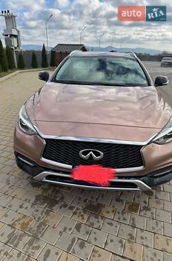 Infiniti QX30  2016
