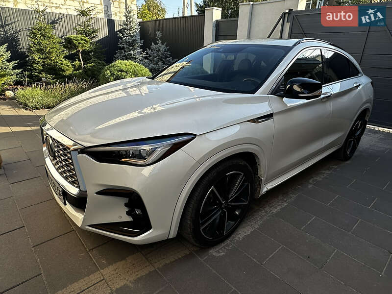 Infiniti QX55