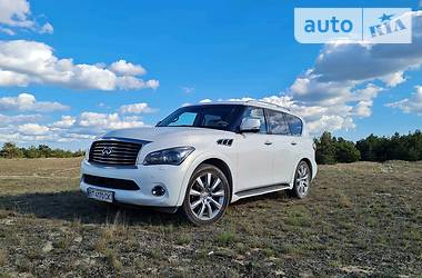 Infiniti QX56  2012