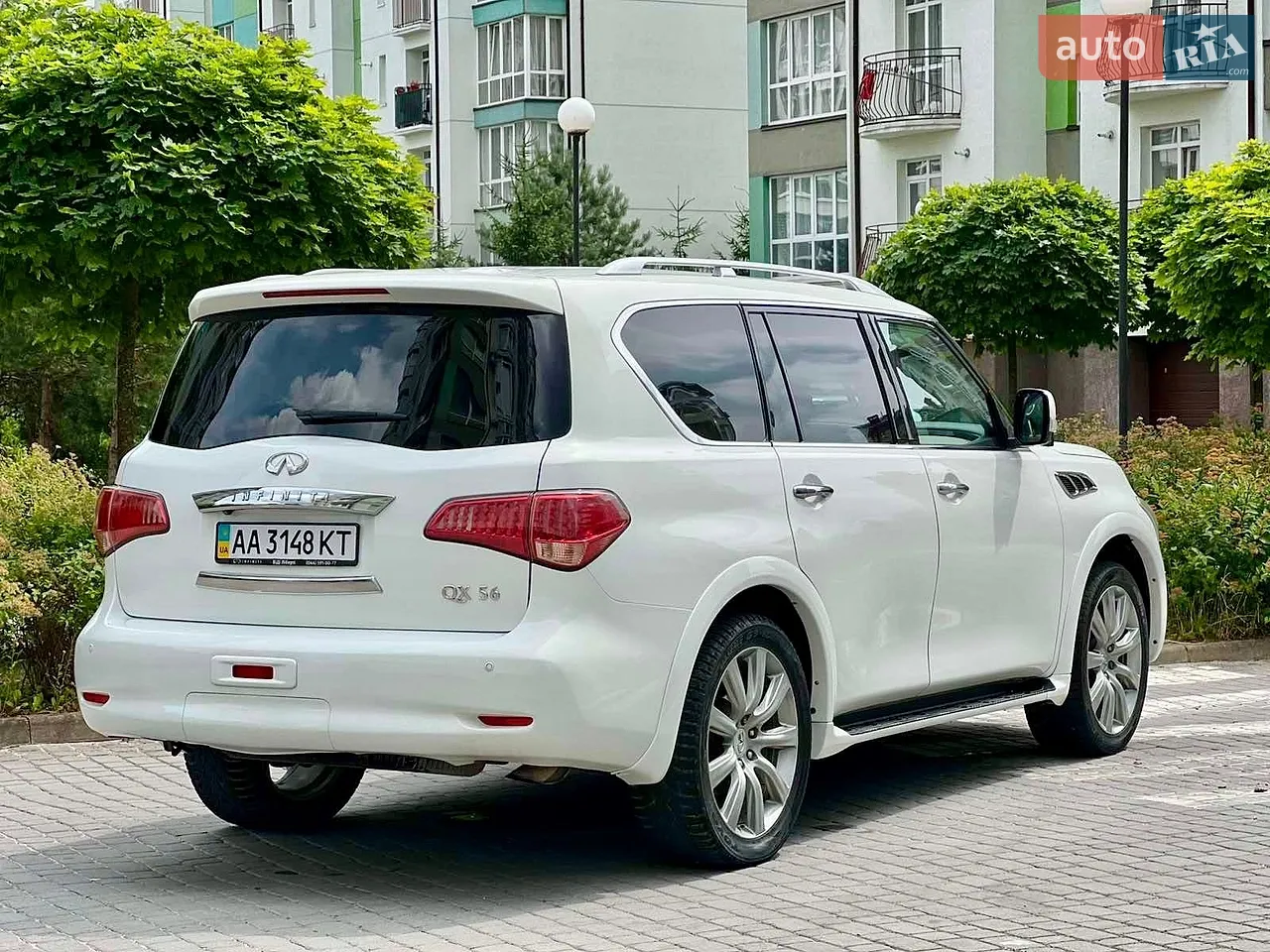 2011 Infiniti QX56 - мініатюра 2