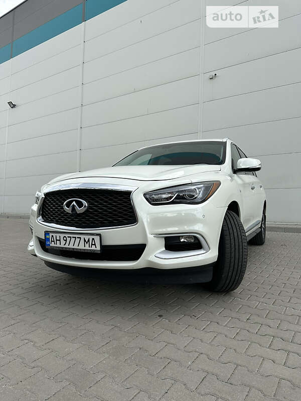 Купе Infiniti QX60