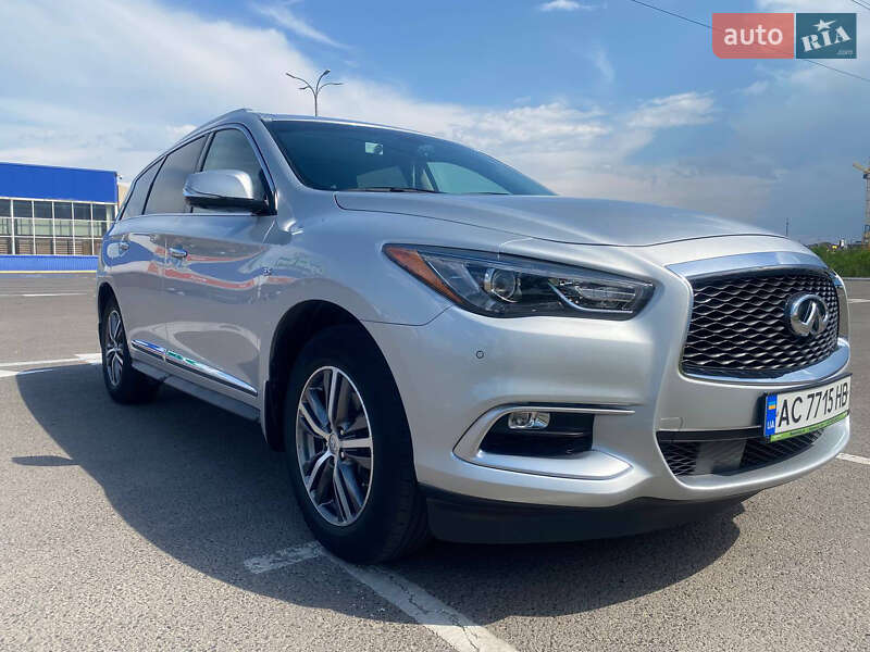 Внедорожник / Кроссовер Infiniti QX60