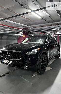 Infiniti QX70  2017