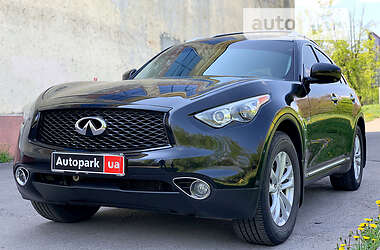 Infiniti QX70  2013