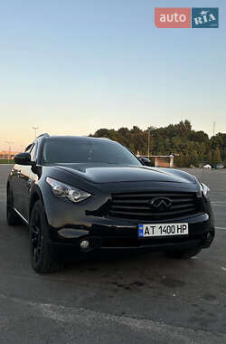 Infiniti QX70  2015