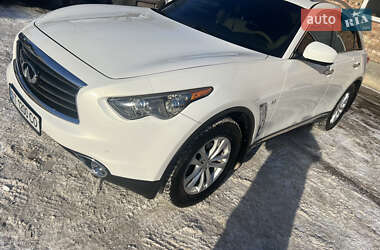 Infiniti QX70  2013
