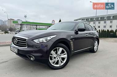 Infiniti QX70 2013