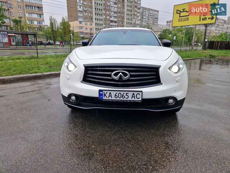 Infiniti QX70 2016