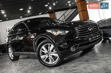 Infiniti QX70  2014