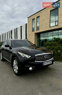 Infiniti QX70 2016