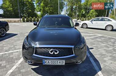 Infiniti QX70  2014