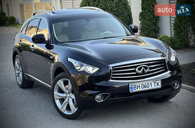 Infiniti QX70  2013