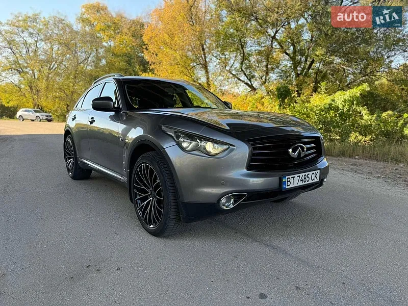 Infiniti QX70 2014
