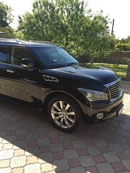 Infiniti QX80 2013 года