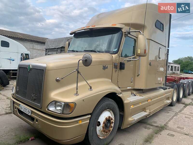 International 9200