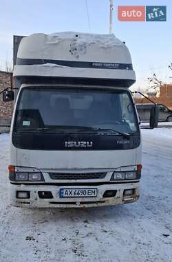 Isuzu NQR 2005
