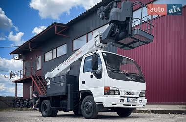 Isuzu NQR  2006