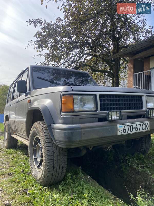 Isuzu Trooper