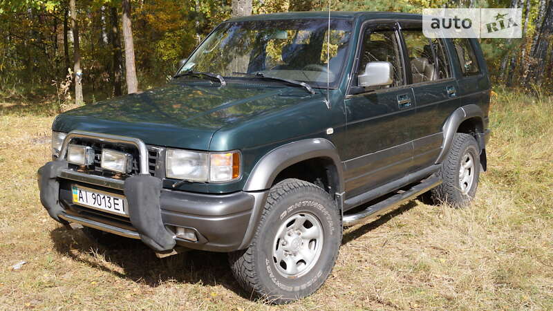 Isuzu Trooper