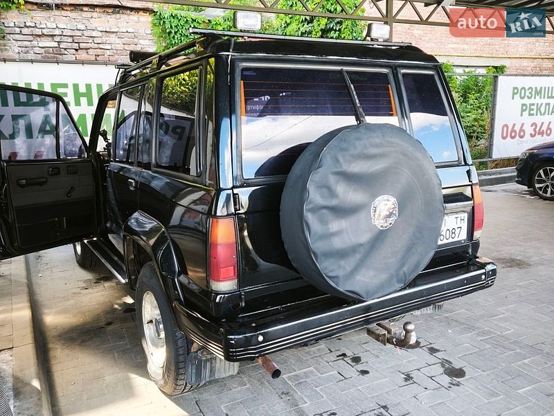 Внедорожник / Кроссовер Isuzu Trooper 1986 в Лубнах