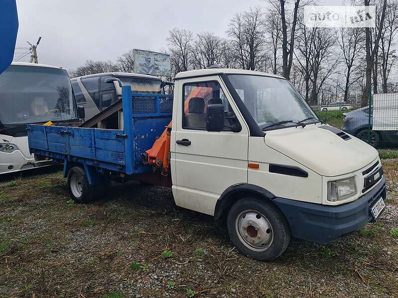 Кран-маніпулятор Iveco Daily
