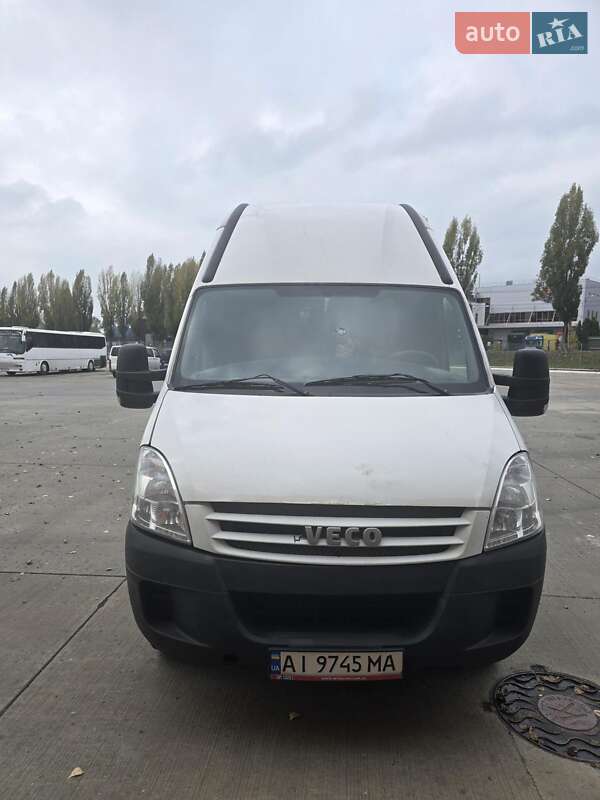 Грузовики Iveco Daily