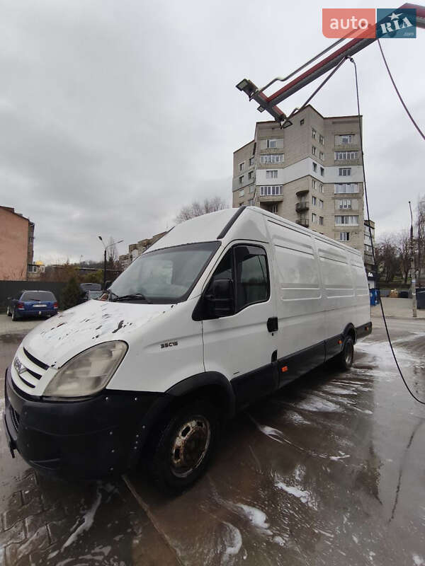 Грузовики Iveco Daily