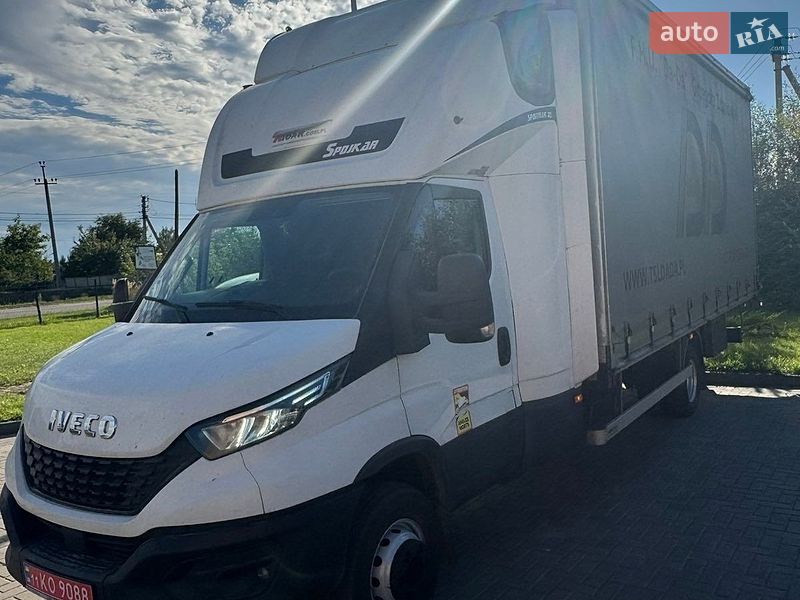 Вантажний фургон Iveco Daily