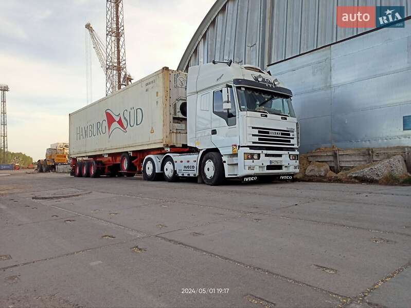 Тягач Iveco EuroStar