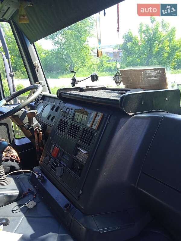 Тентований Iveco EuroTech