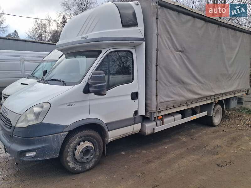 Тентований Iveco Leoncino