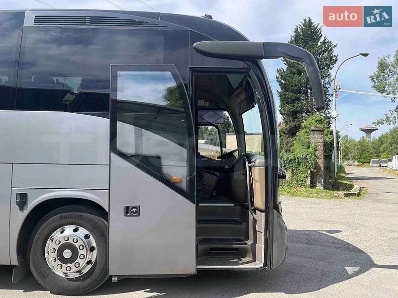 Туристичний / Міжміський автобус Iveco Magelys